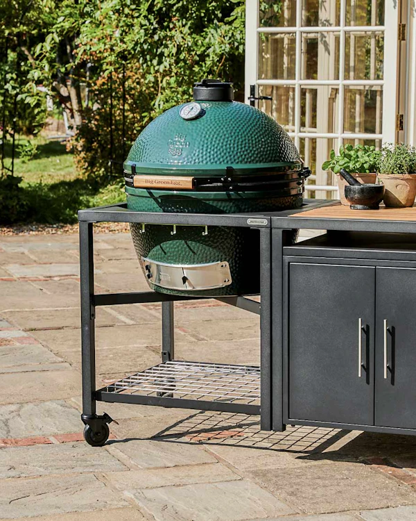 XL Big Green Egg in a Modular Nest and Acacia Expansion Cabinet