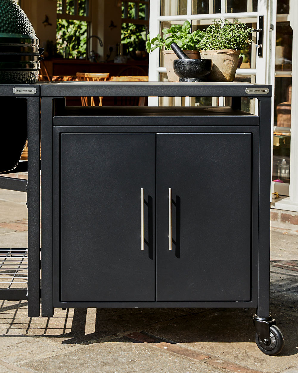 Expansion Cabinet for the Modular Nest System