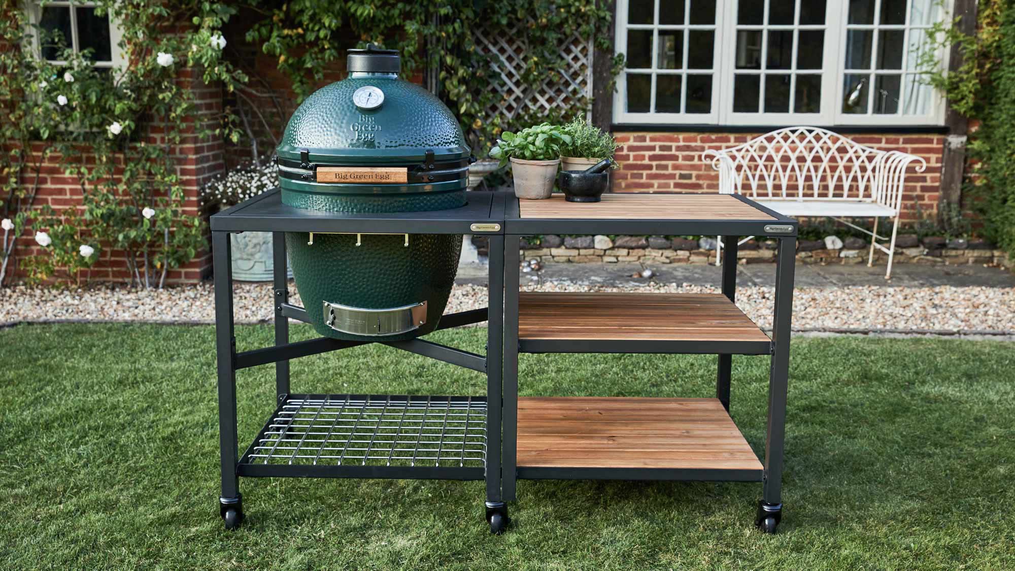 Large Big Green Egg in a Modular Nest in Acacia Expansion Frame