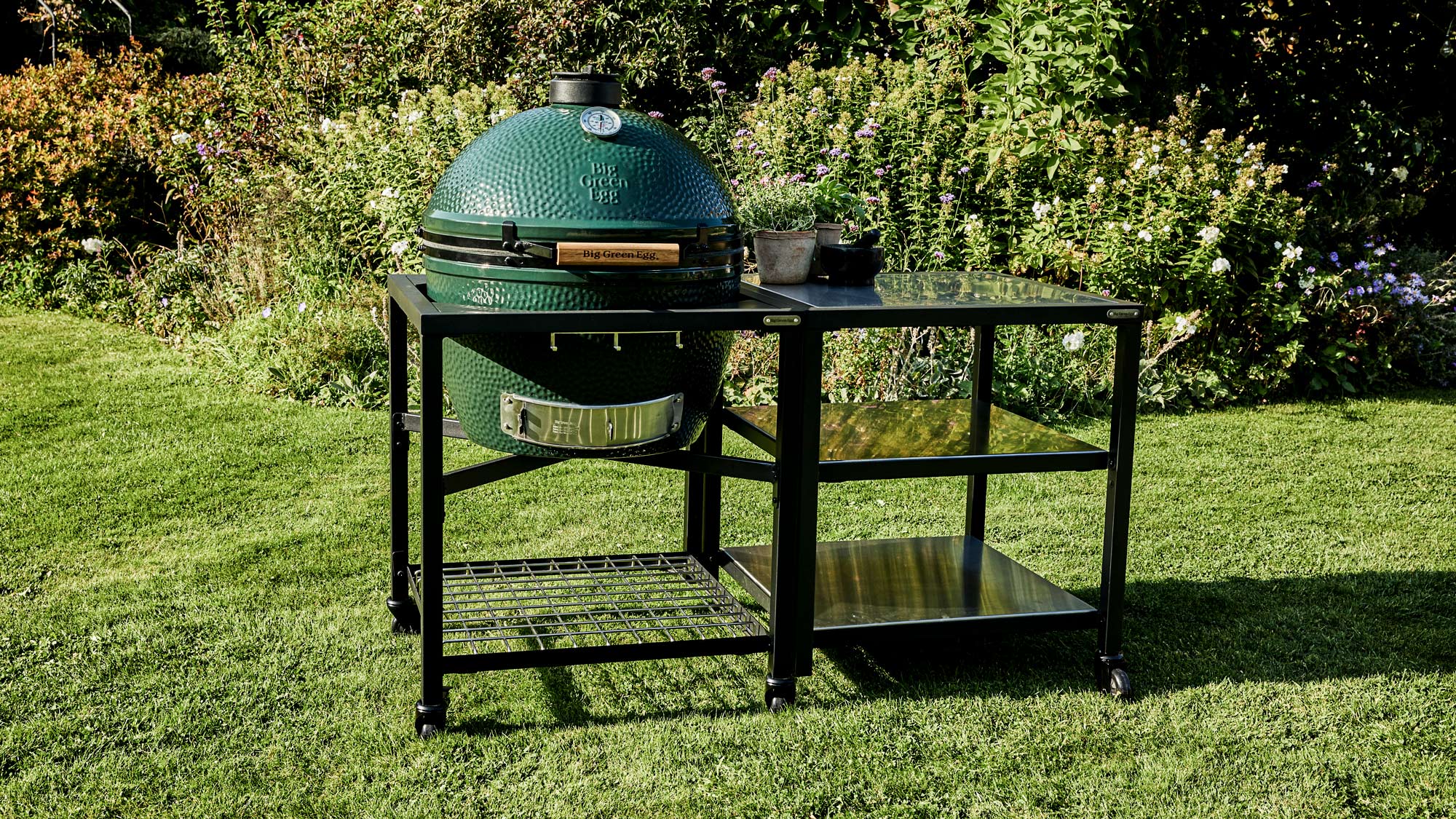 XL Big Green Egg in a Modular Nest Expansion frame with Stainless Steel inserts