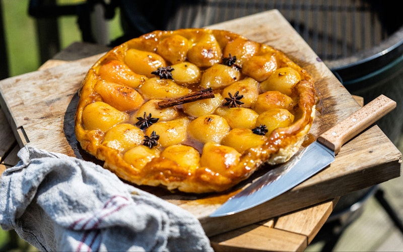 Pear Tart Tatin | Baking Recipes | Big Green Egg