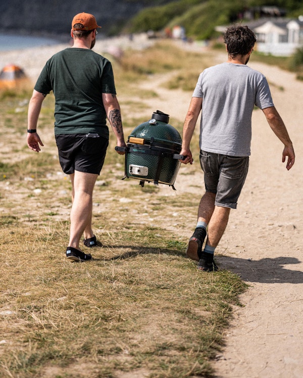 MiniMax on an adventure | Big Green Egg