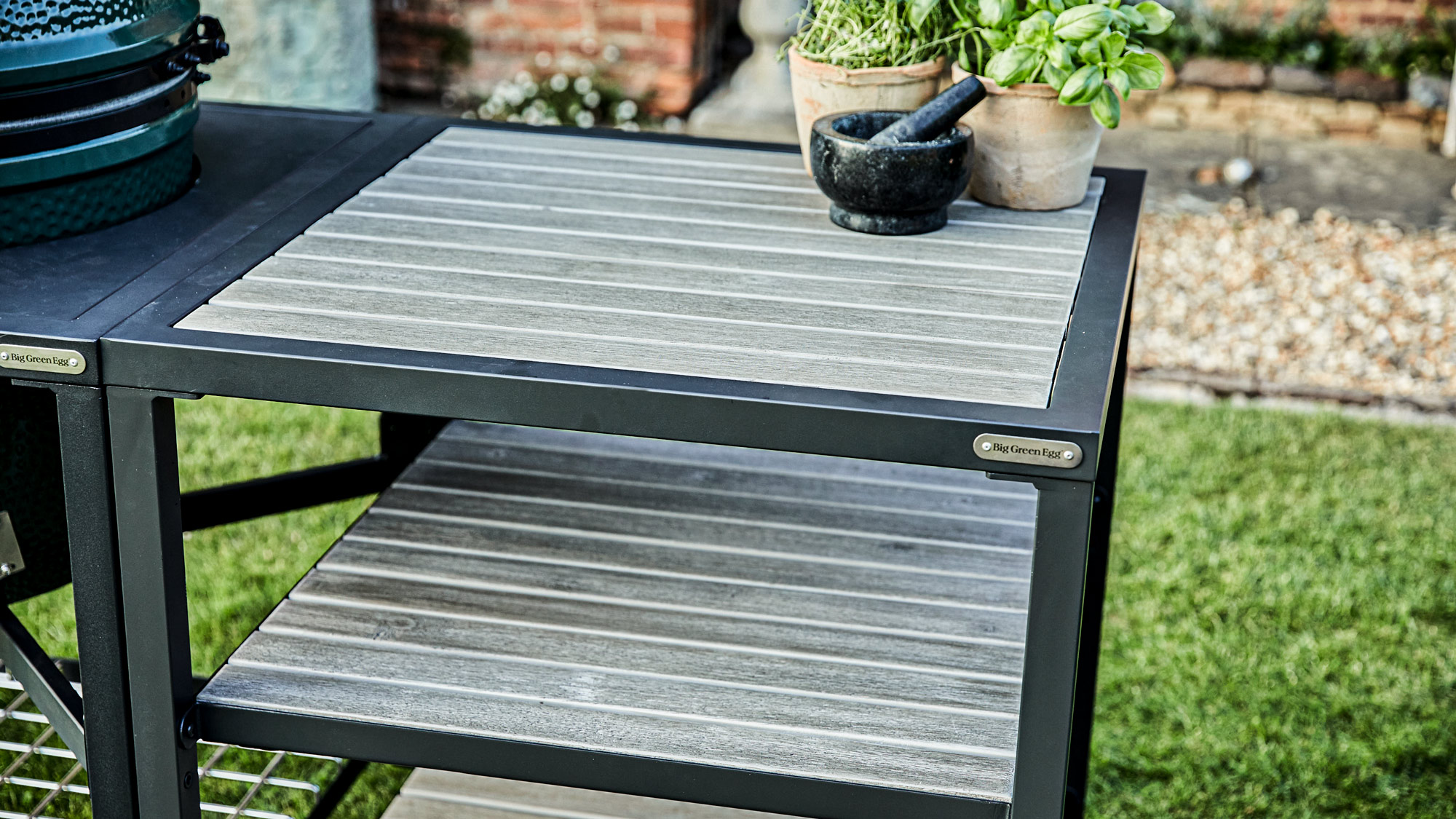 Modular Nest + Expansion Frame + Distressed Acacia Shelves | Bases | Big Green Egg