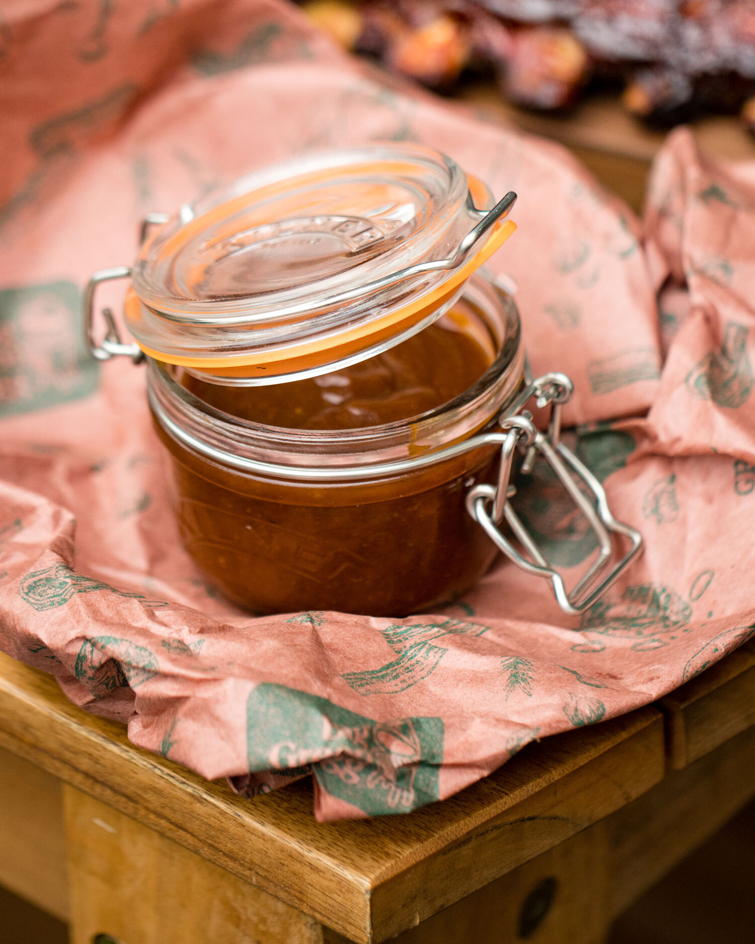 Barbecue Sauce | Low Slow | Rubs & Sauces | Big Green Egg