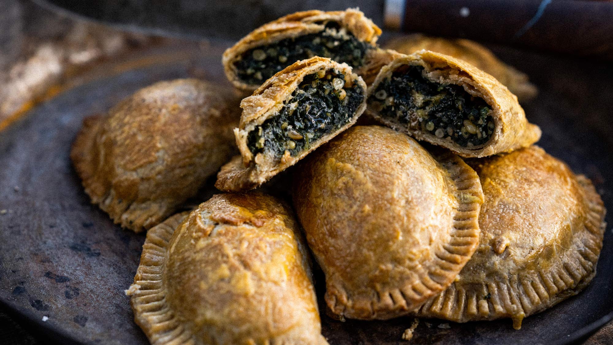 Spinach, Blue Cheese & Pine Nut Empanadas | Vegetarian | Baking recipes | Big Green Egg