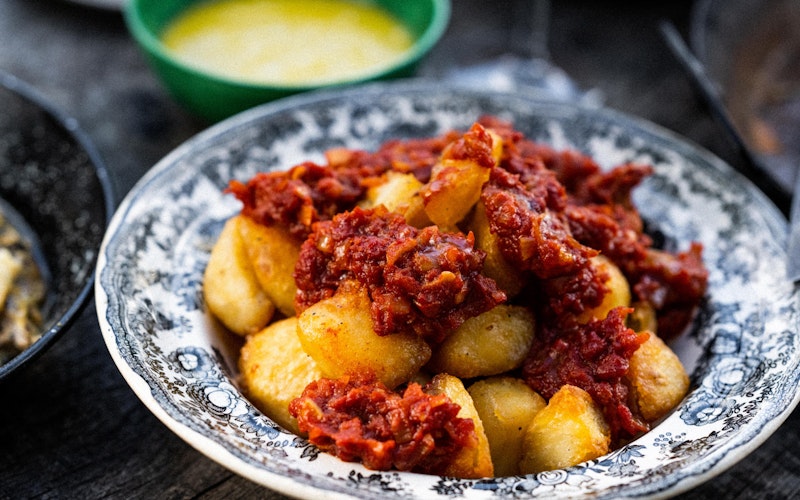 Patatas bravas | Vegetarian recipes | Pan cooking | Roasting | Jose Pizarro | Big Green Egg