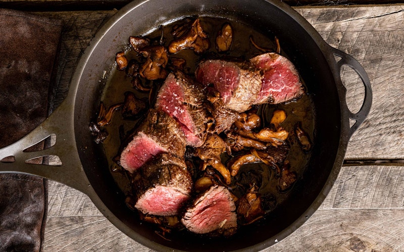 Solidteknics Iron Skillet | Cookware | Accessories | Big Green Egg
