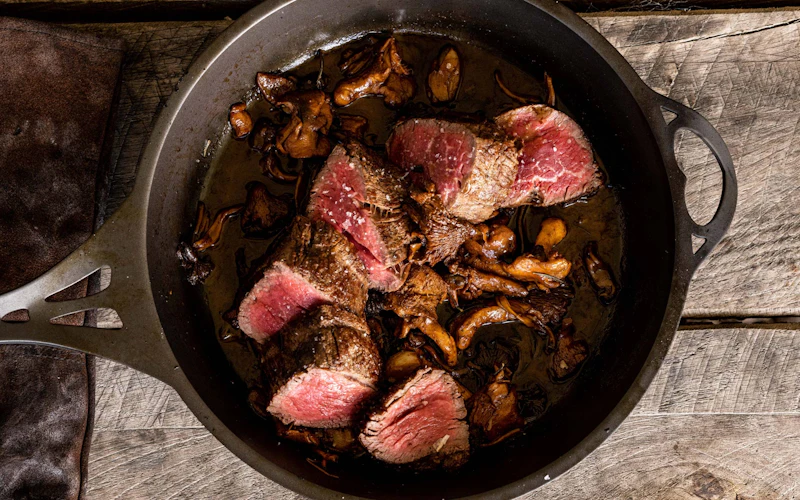 Solidteknics Iron Skillet | Cookware | Accessories | Big Green Egg