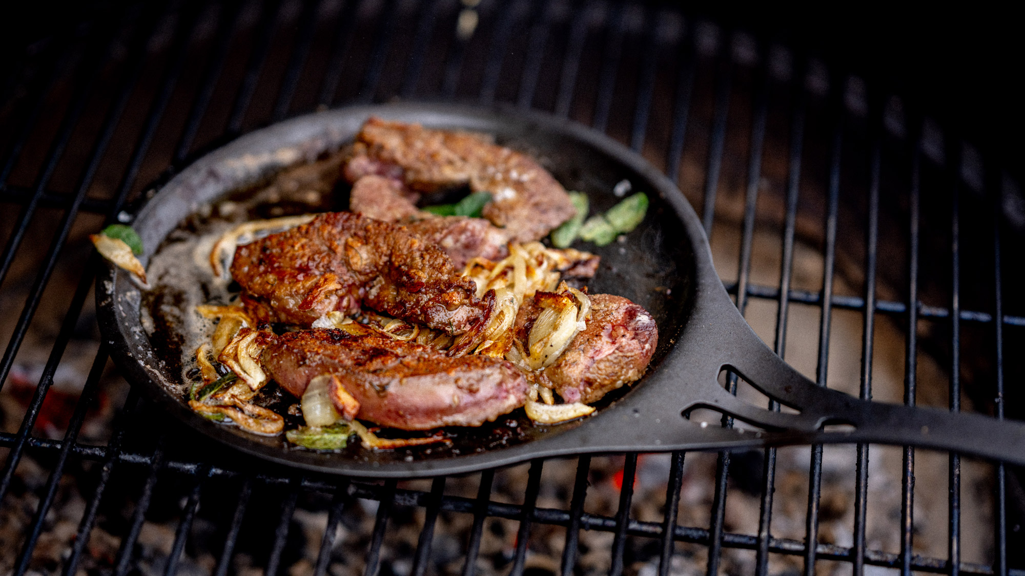 Solidteknics Crêpe Pan | Cookware | Accessories | Big Green Egg