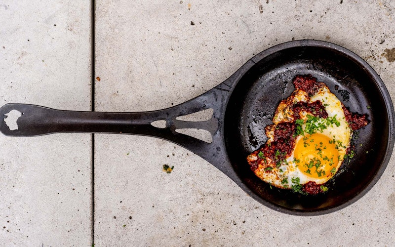 Solidteknics Iron Skillet | Cookware | Accessories | Big Green Egg