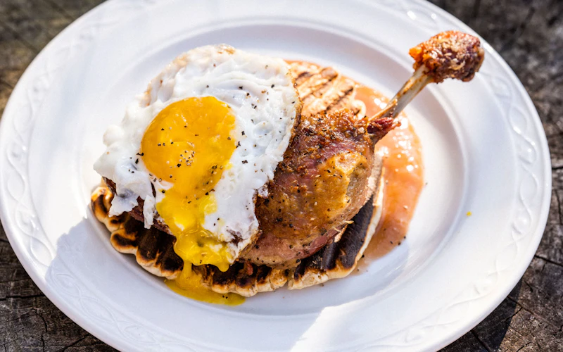 Duck, griddle pan waffles, fried egg and rhubarb sauce | Duck | Plancha recipe | Pan cooking | Big Green Egg