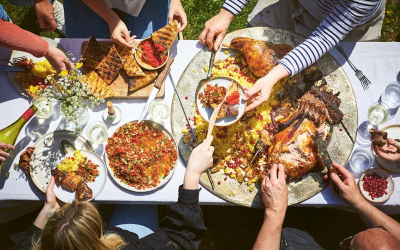 Big Green Egg Feasts Cookbook | Accessories | Big Green Egg