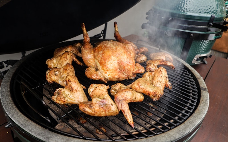 Big Green Egg Discovery Box | HG Walter | Roasted chicken wings and Whole Chicken| Cornish Sea Salt | The One Sauce | Big Green Egg