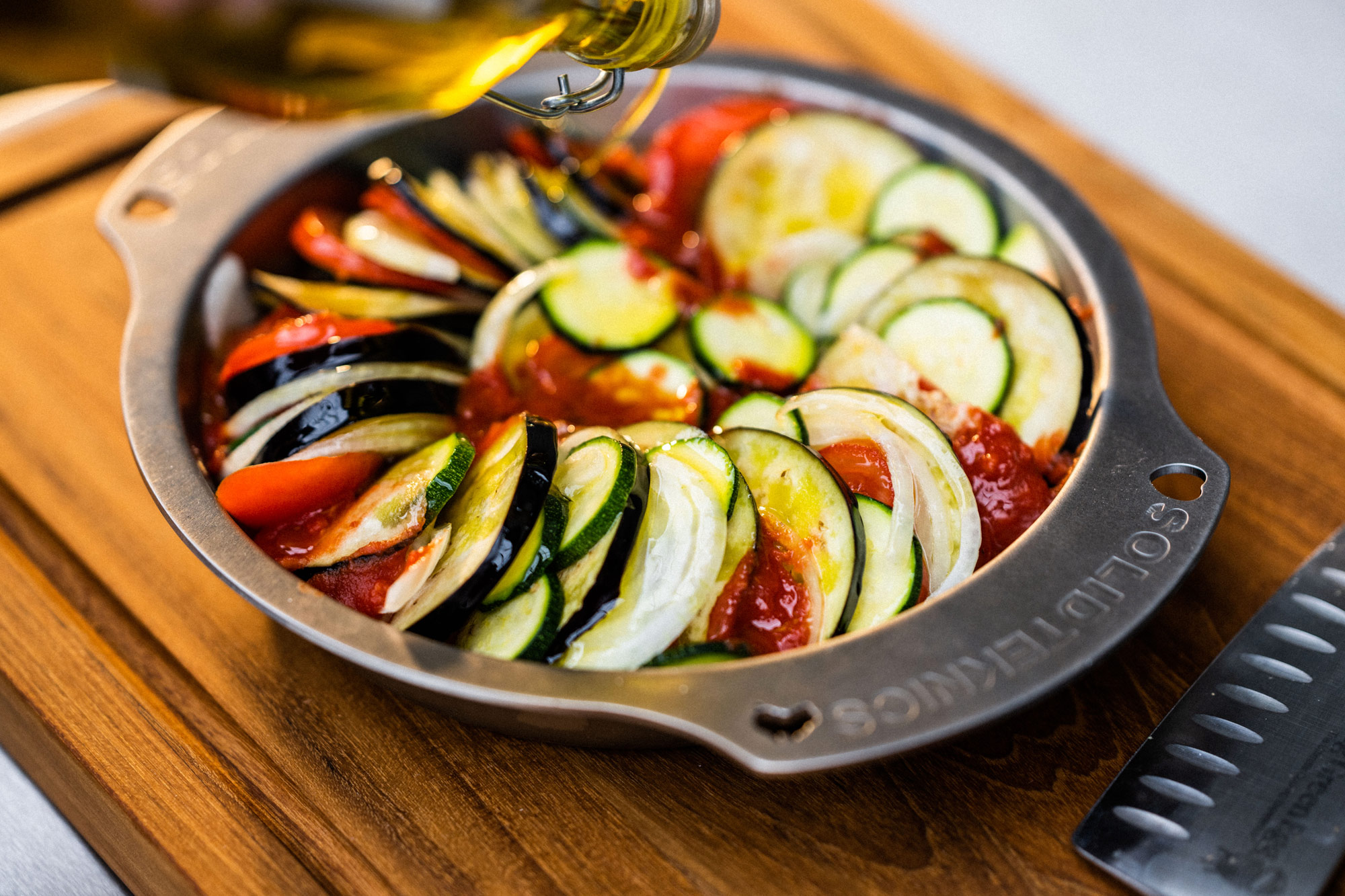 Solidteknics 28cm Nöni Oven to Table Pan | Cookware | Accessories | Big Green Egg