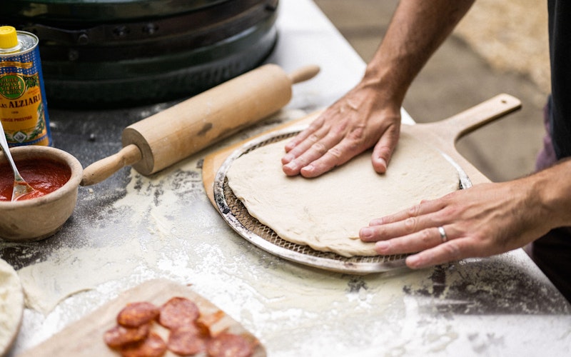 The New Yorker Pizza box | Pizza | Experiences | Big Green Egg & Alfa Forni ovens