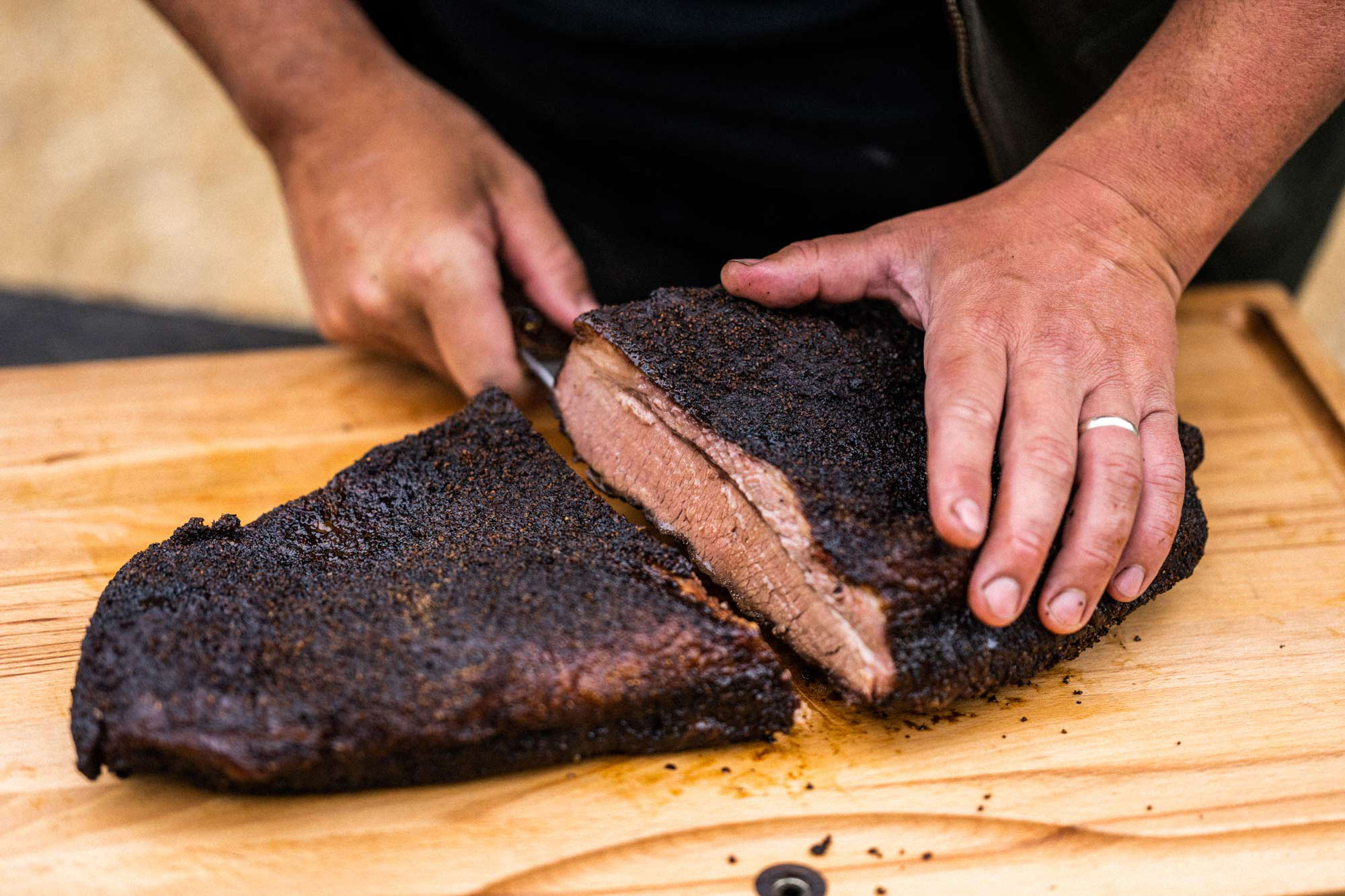 Brisket Knife | Utensils | Cookware | Big Green Egg