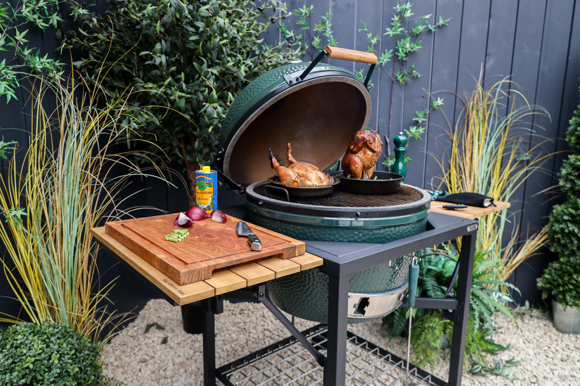 MODULAR NEST + ACACIA FOLDABLE SHELVES | Bases & Shelves | Big Green Egg