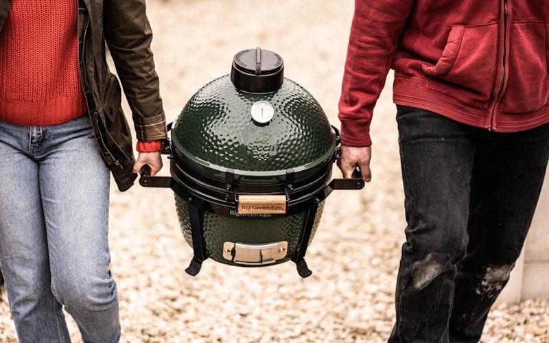MiniMax Big Green Egg | Portable Charcoal Kamado Barbecue | Free Apron | Christmas