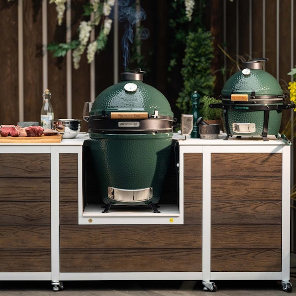 Big Green Egg 50th Outdoor Cooking Island | EO Kitchens | Outdoor kitchen isalnd