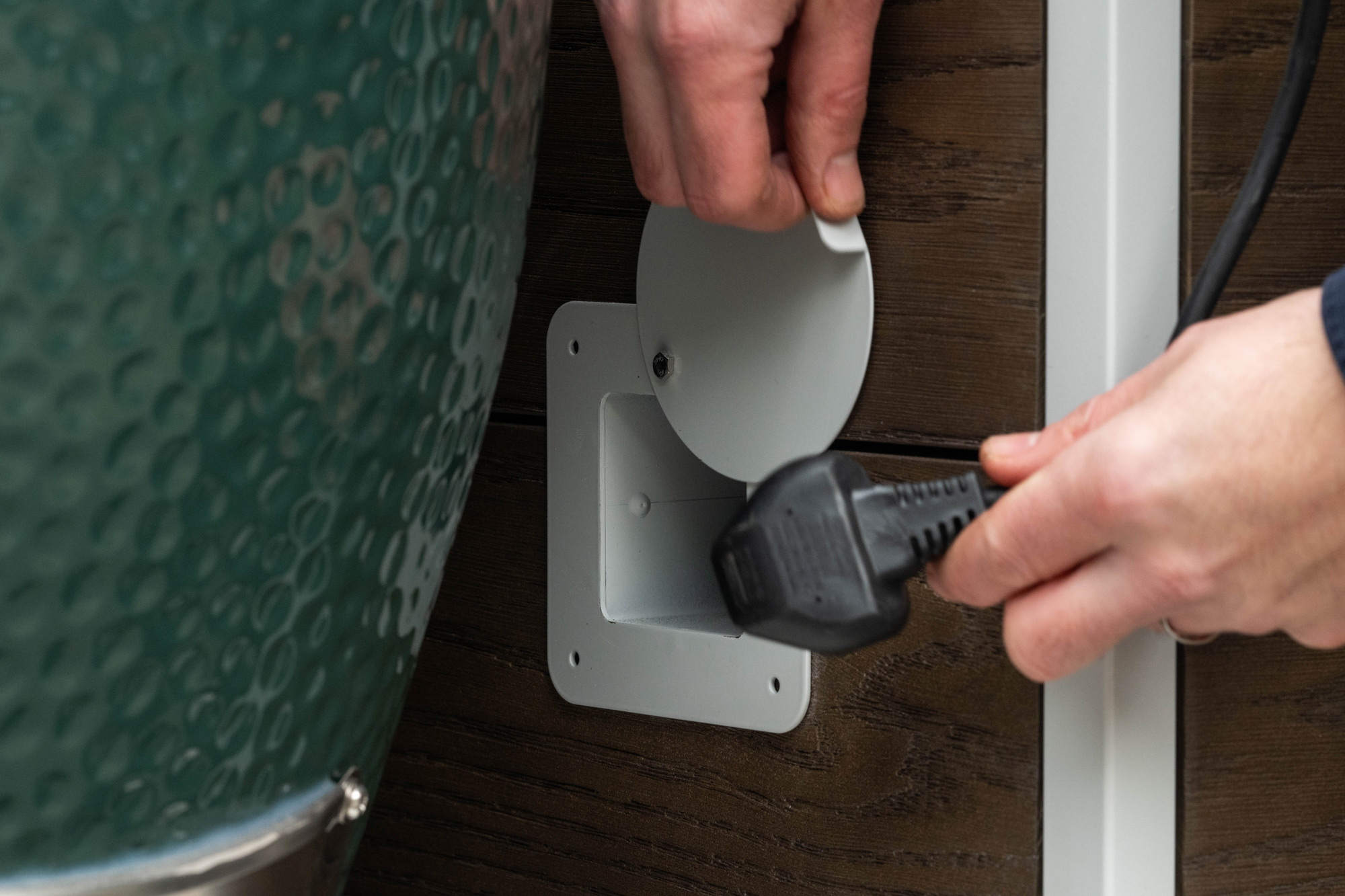 Big Green Egg 50th Outdoor Cooking Island | EO Kitchens | Outdoor kitchen isalnd