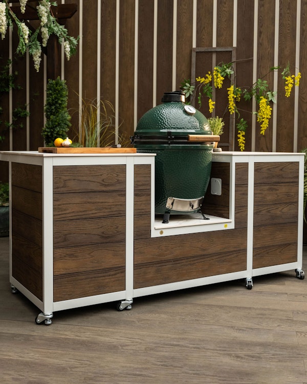 Big Green Egg 50th Outdoor Cooking Island | EO Kitchens | Outdoor kitchen isalnd