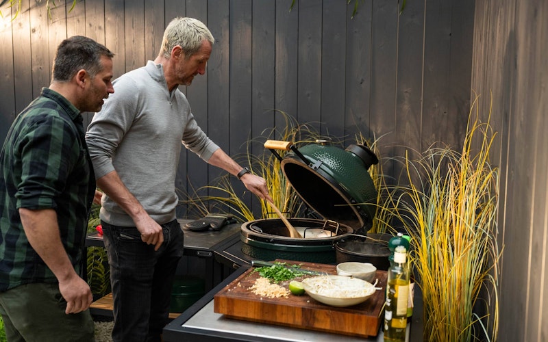 Corner Modular Nest | Ceramic Charcoal BBQs | Big Green Egg