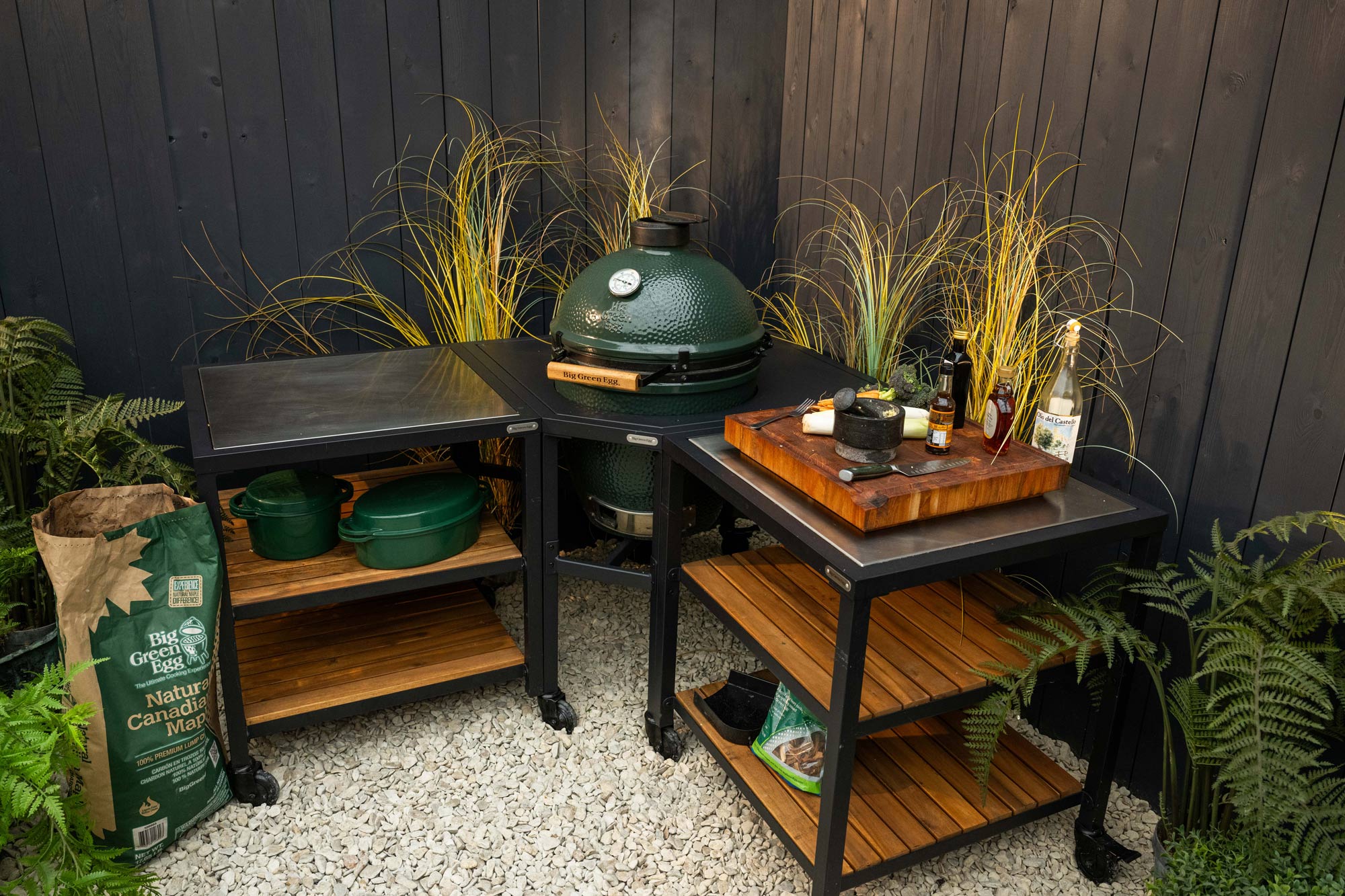 Corner Modular Nest | Ceramic Charcoal BBQs | Big Green Egg