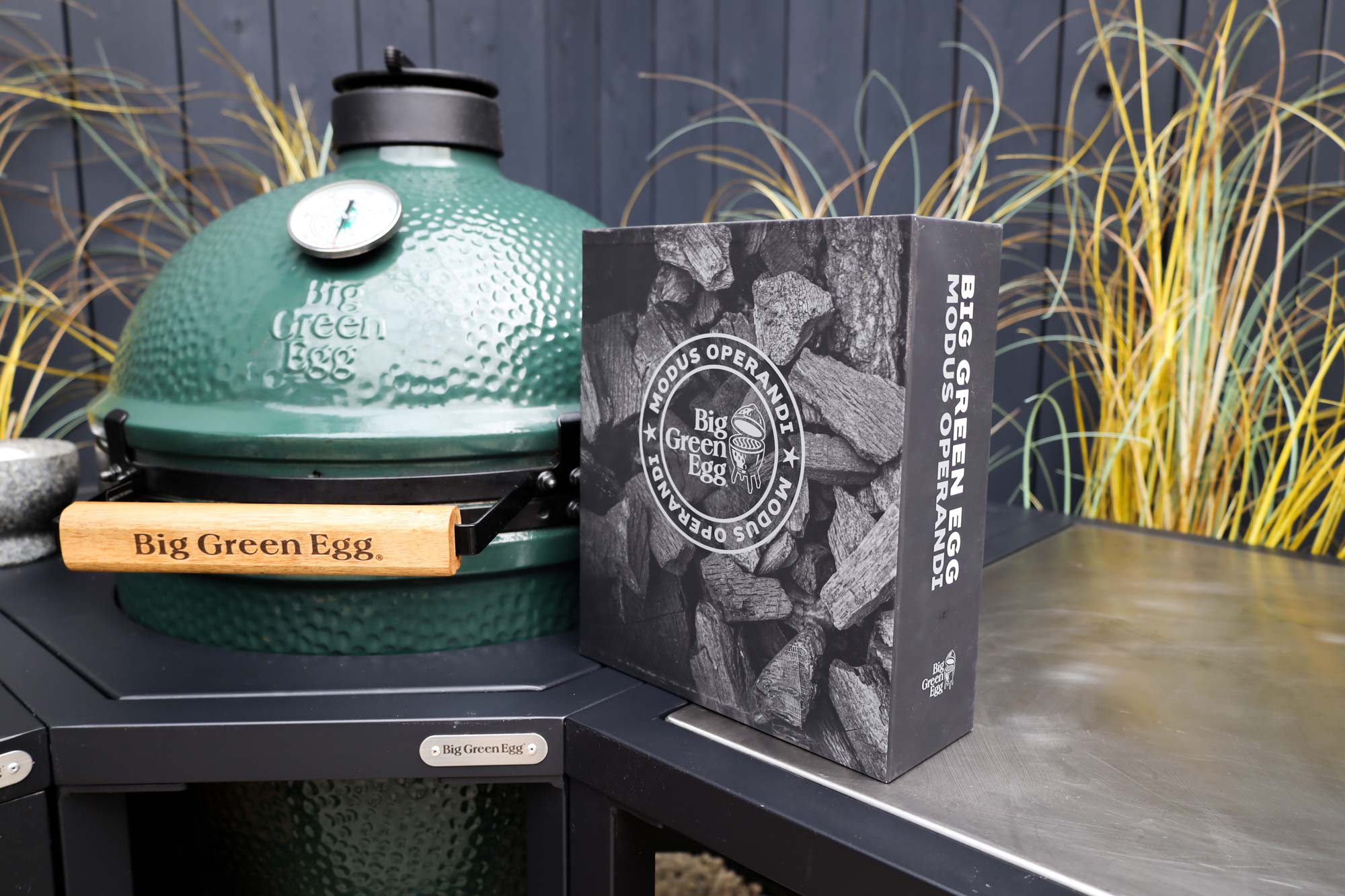 Modus Operandi | Big Green Egg Cook Book