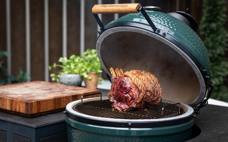 Rib of Beef with Horseradish Sauce | Roasting recipes | Beef | Big Green Egg