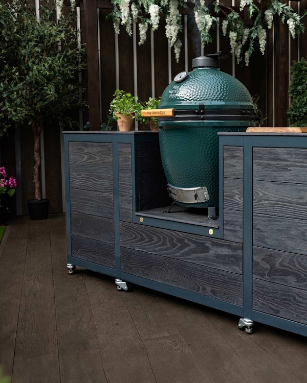 Outdoor Kitchen Island Laos Top with Antique Oak