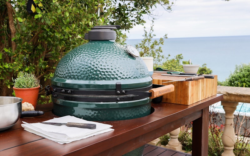 Large Big Green Egg | Kamado charcoal barbecue | Made in 1974