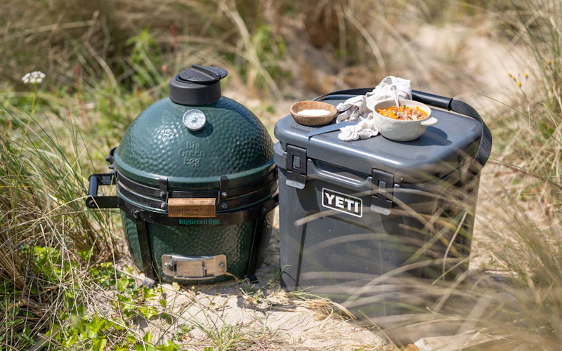 Yeti Roadie Cool Boxes | Roadie 24 Charcoal | Big Green Egg | Travel