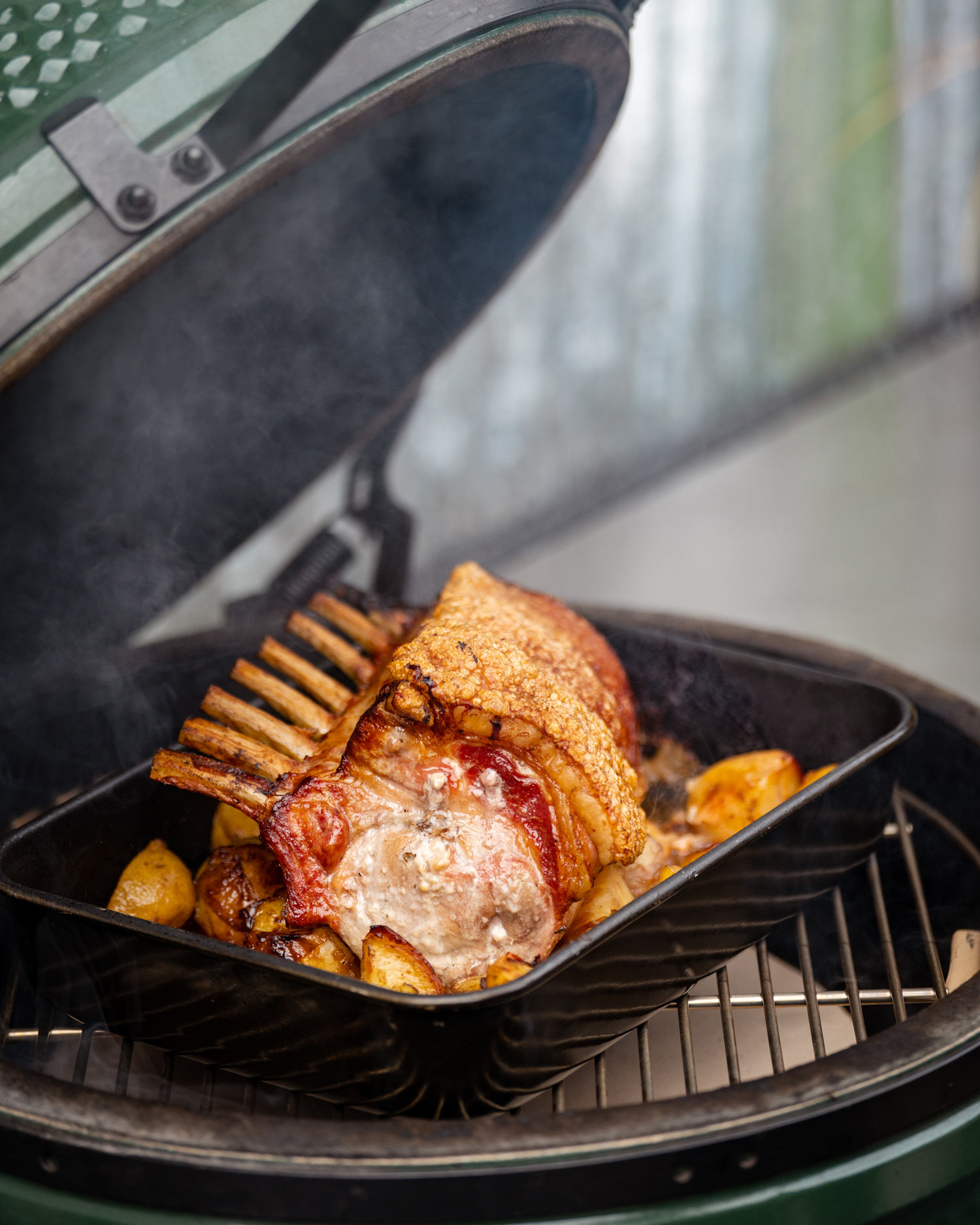 Pork loin on a big green egg