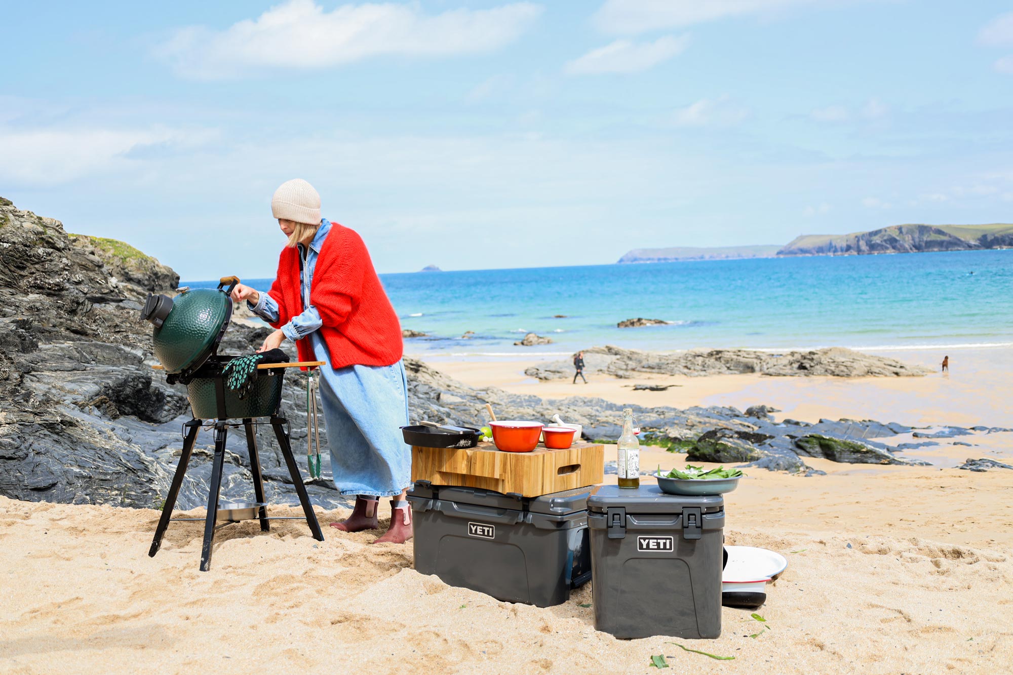 MiniMax Big Green Egg | Portable Charcoal Kamado Barbecue | Free Apron | Christmas