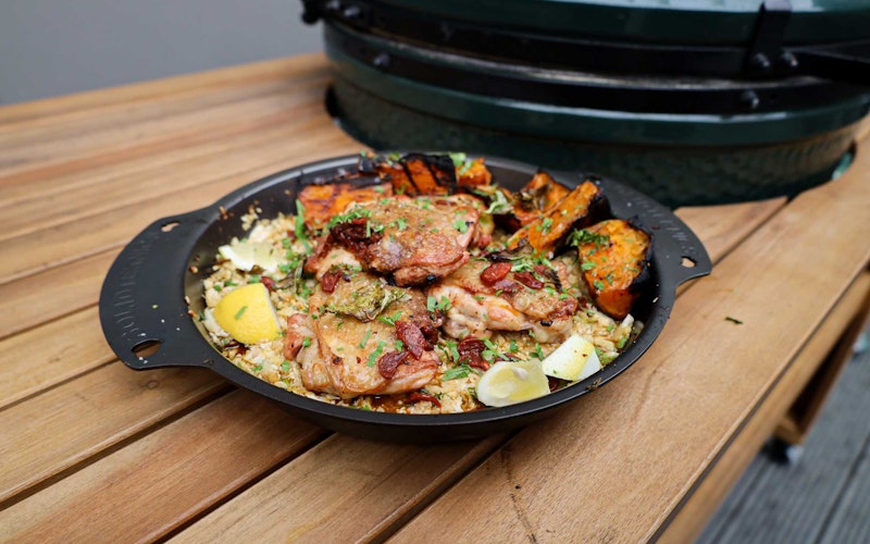 Solidteknics Iron Oven to Table Pan | Cookware | Accessories | Big Green Egg