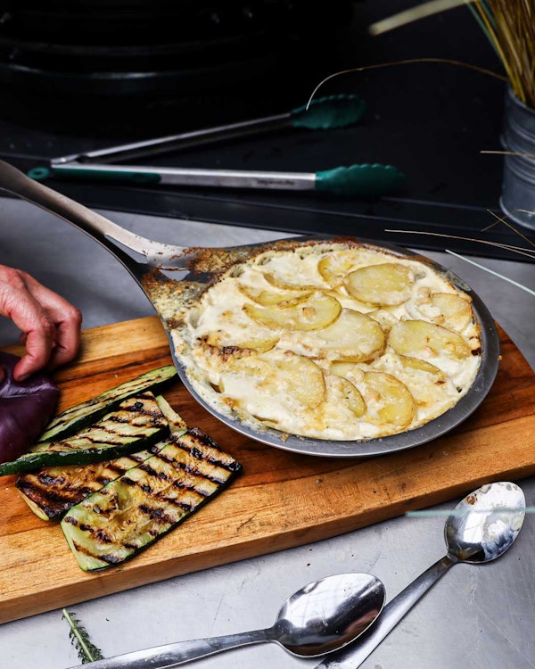 Solidteknics Nöni Skillets | Cookware | Accessories | Big Green Egg