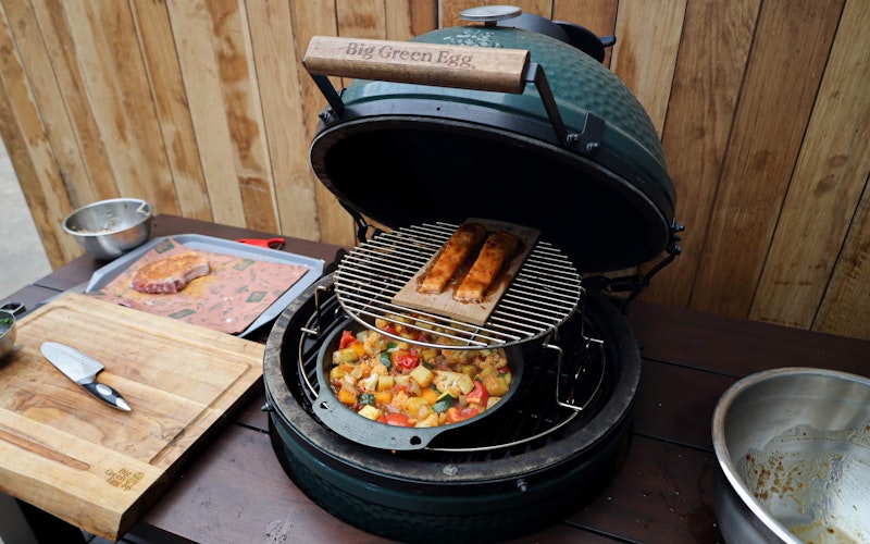 Solidteknics Iron Oven to Table Pan | Cookware | Accessories | Big Green Egg