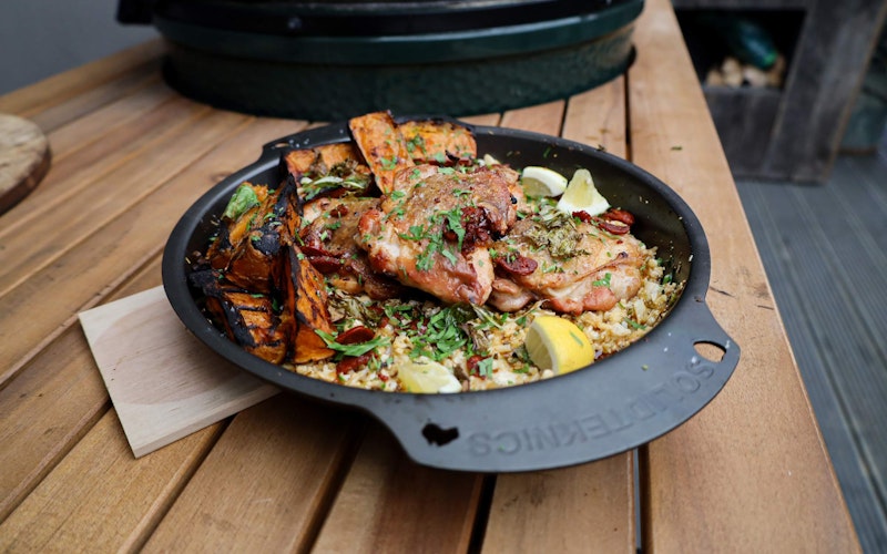 Solidteknics Iron Oven to Table Pan | Cookware | Accessories | Big Green Egg