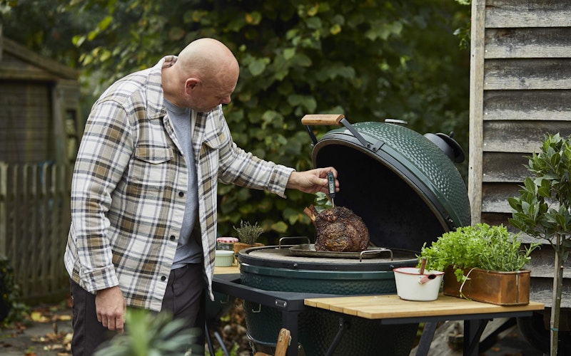 Tom Kerridge Christmas Box with Big Green Egg & HG Walter | Rib of Beef | Turkey | Christmas kit