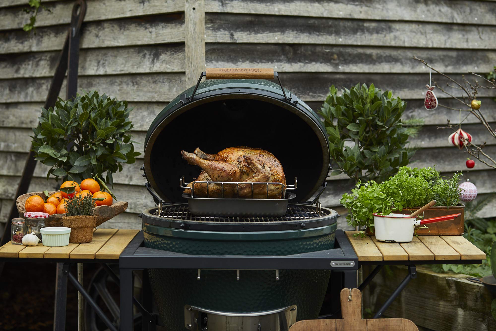 Tom Kerridge Christmas Box with Big Green Egg & HG Walter | Rib of Beef | Turkey | Christmas kit