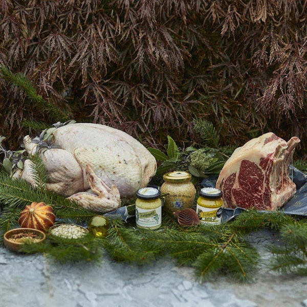 Tom Kerridge Christmas Box with Big Green Egg & HG Walter | Rib of Beef | Turkey | Christmas kit