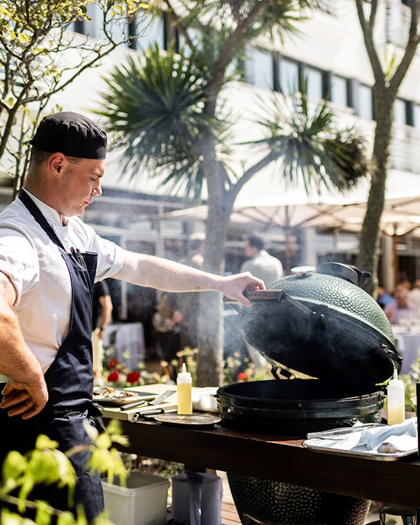 A Big Green Egg on the terrace of the Atlantic Hotel in Jersey