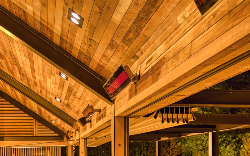 Bromic Platinum Electric Heaters | Outdoor heating & living | Big Green Egg