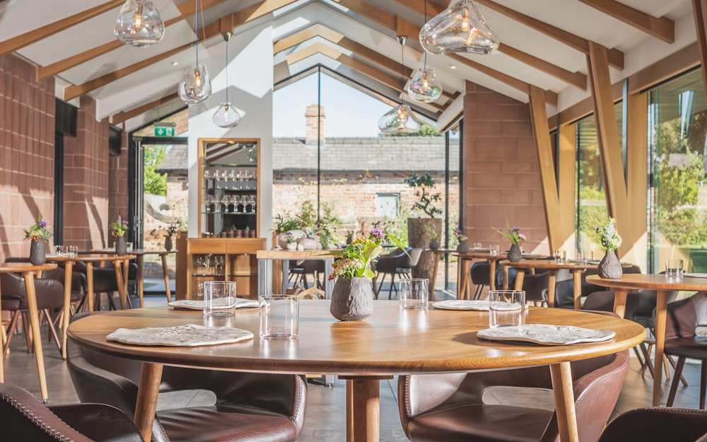 MOOR HALL | Where the EGG is | Big Green Egg