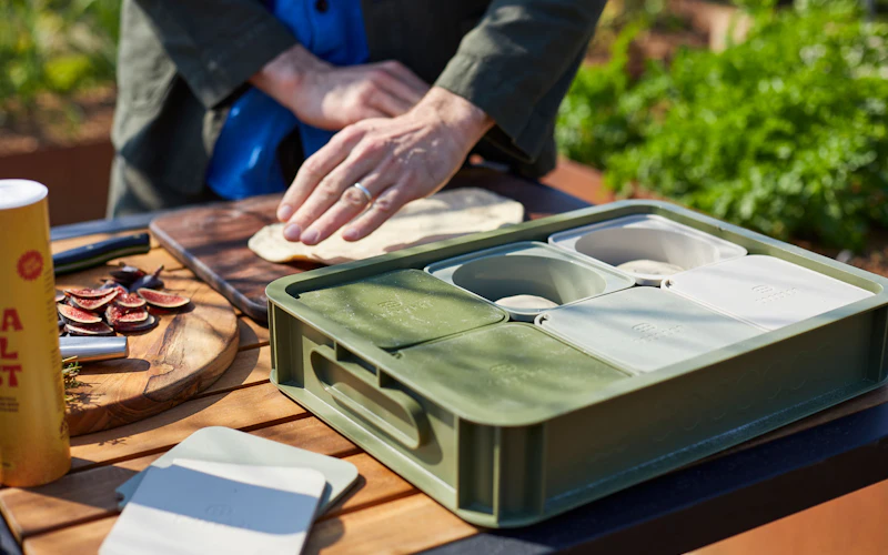 BABADOH DOUGH PROOFING TRAY WITH WALNUT BOARD | Bubadoh proofing containers | Pizza Accessories | Big Green Egg