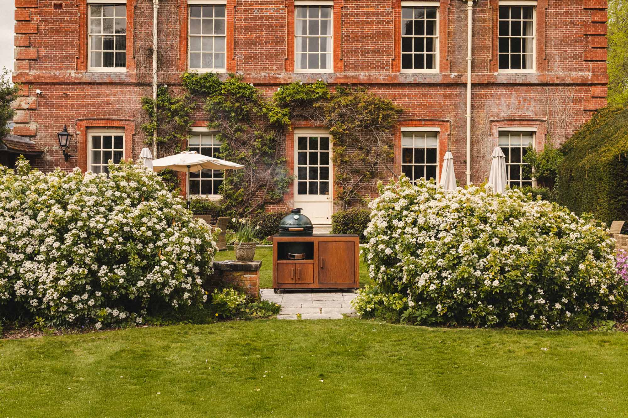 Corten Steel Kitchen for Large Big Green Egg  | Bases | Big Green Egg