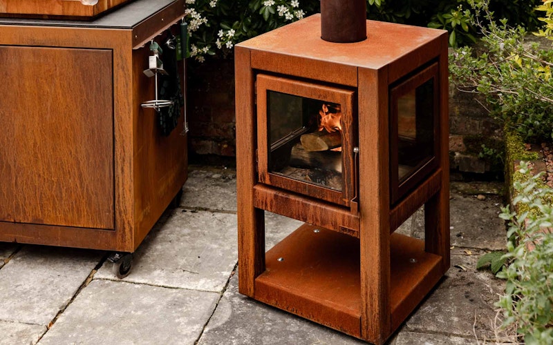 RB73 QUARUBA OUTDOOR FIREPLACE | Outdoor Heating | Big Green Egg