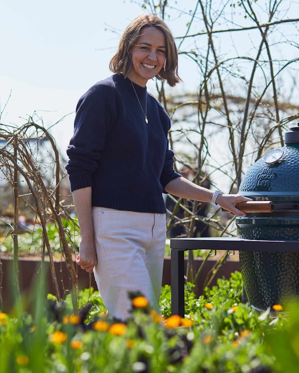 Spiced Chicken with Grilled Courgette, Mediterranean Salad and Tahini Sauce | Pollyanna Wilkinson | EGGspander System recipe | Chicken | Big Green Egg
