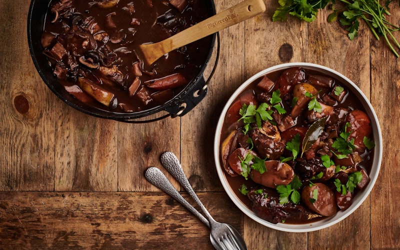 Coq au vin | French chicken casserole | searing