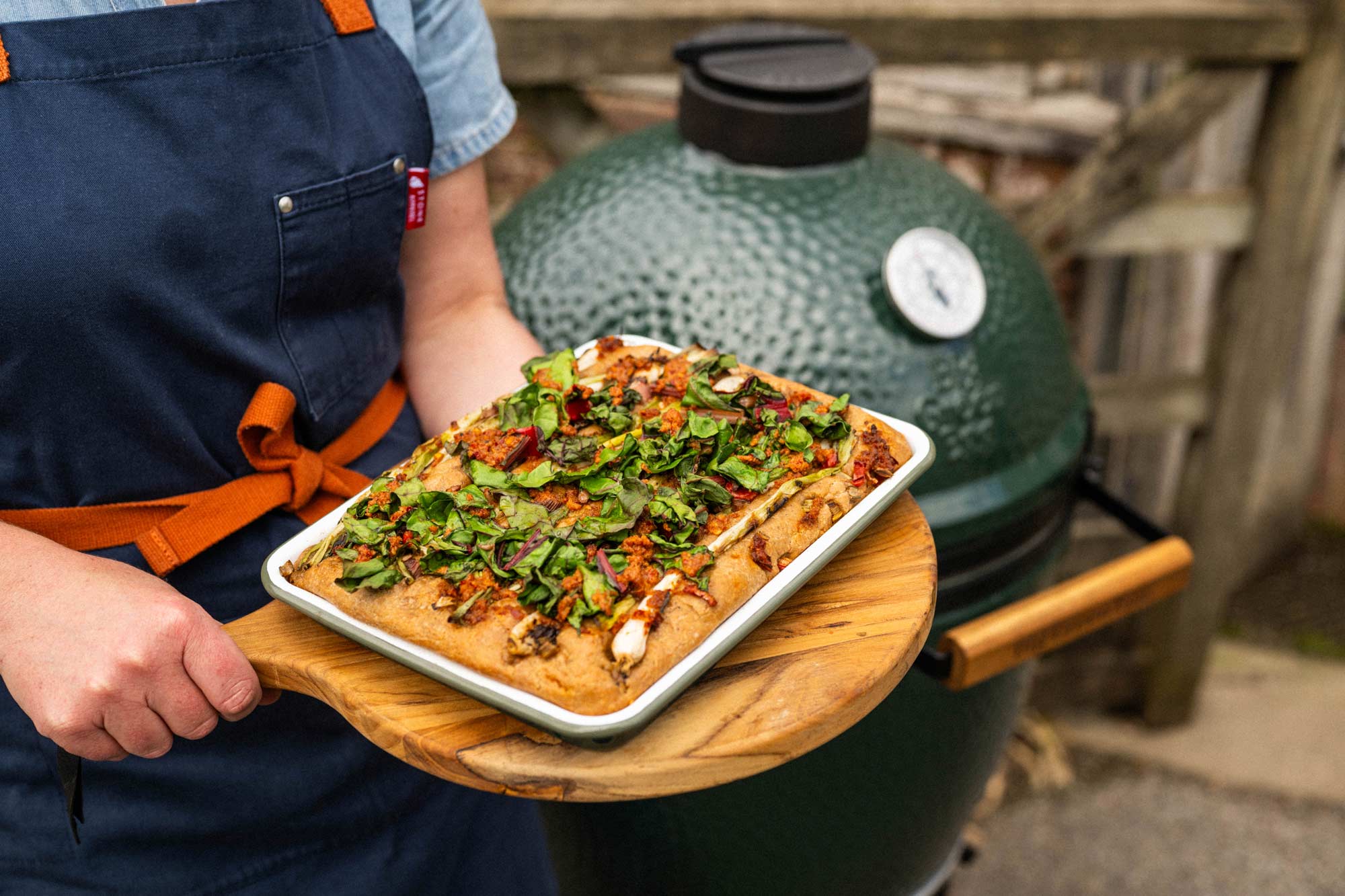 FALCON ENAMELWARE X BIG GREEN EGG OVEN TO TABLE TRAY
